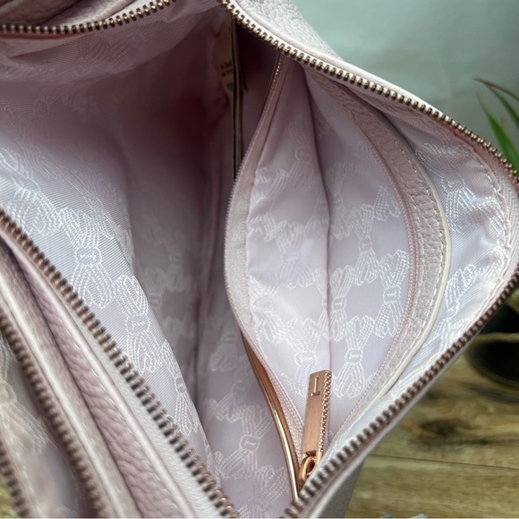 Ted Baker Maceyy Double Zip Leather Crossbody Bag - Picture 9 of 13